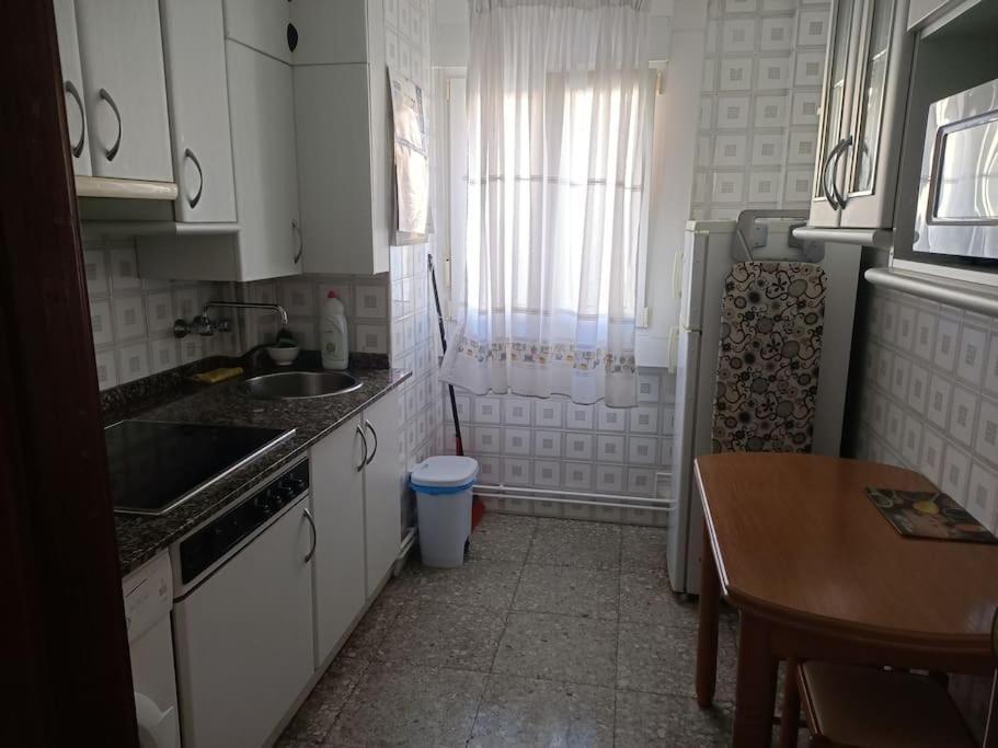 Piso San Roque 3 Hab Cerca Del Centro Y Universidad Apartment Santander Bagian luar foto