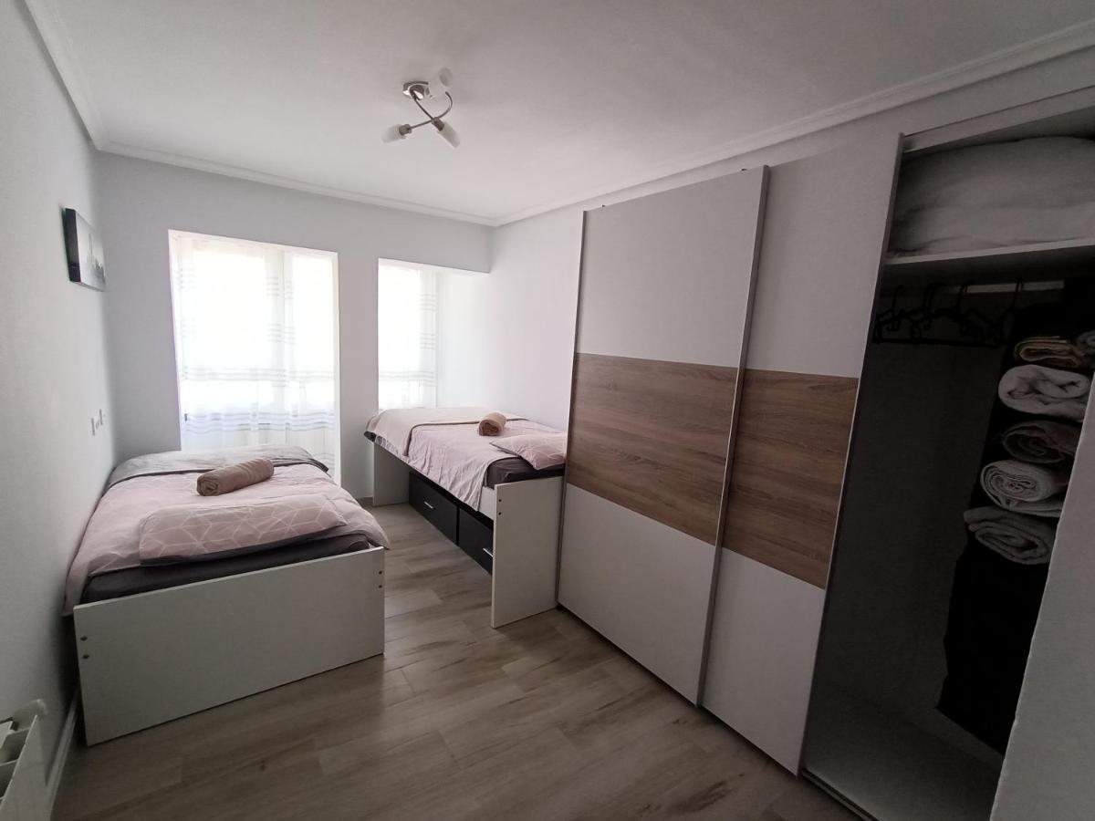 Piso San Roque 3 Hab Cerca Del Centro Y Universidad Apartment Santander Bagian luar foto